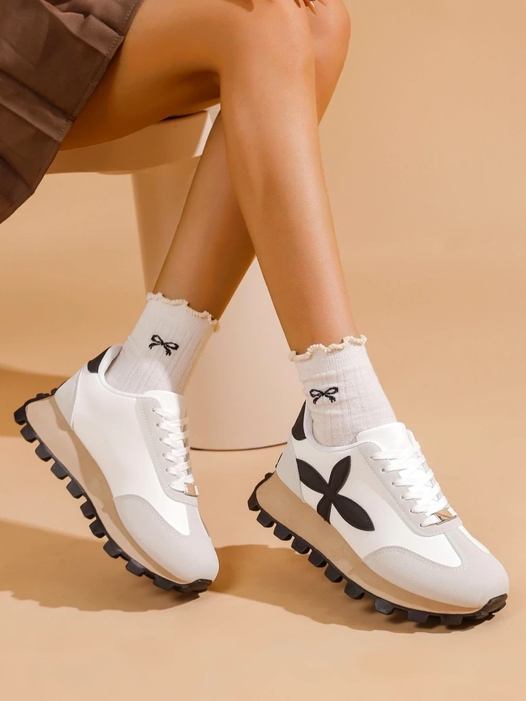 Resti Women's sporty sneakers on a thicker sole Aloqa