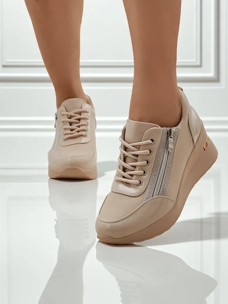 Resti Womens Wedge Sneakers Elaqi