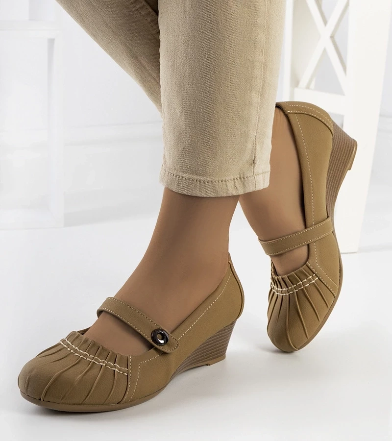 Gemre Pantofii cu tocuri încrețite Nita bej