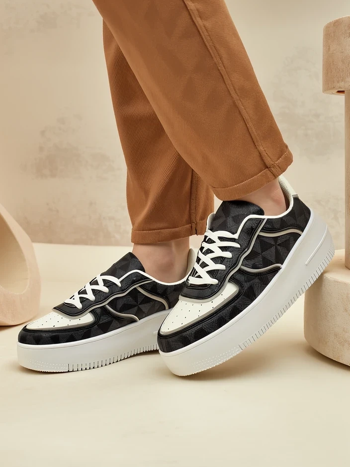 Resti Women's sporty shoes with print Ozofio