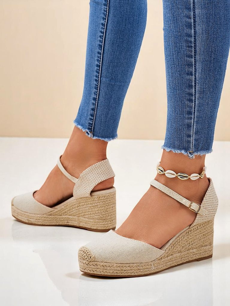 Resti Baylaa women’s backless wedge sandals