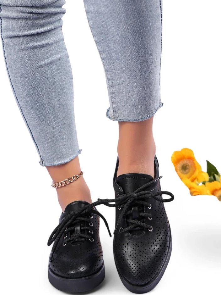 Resti Women's perforated shoes Gofielle