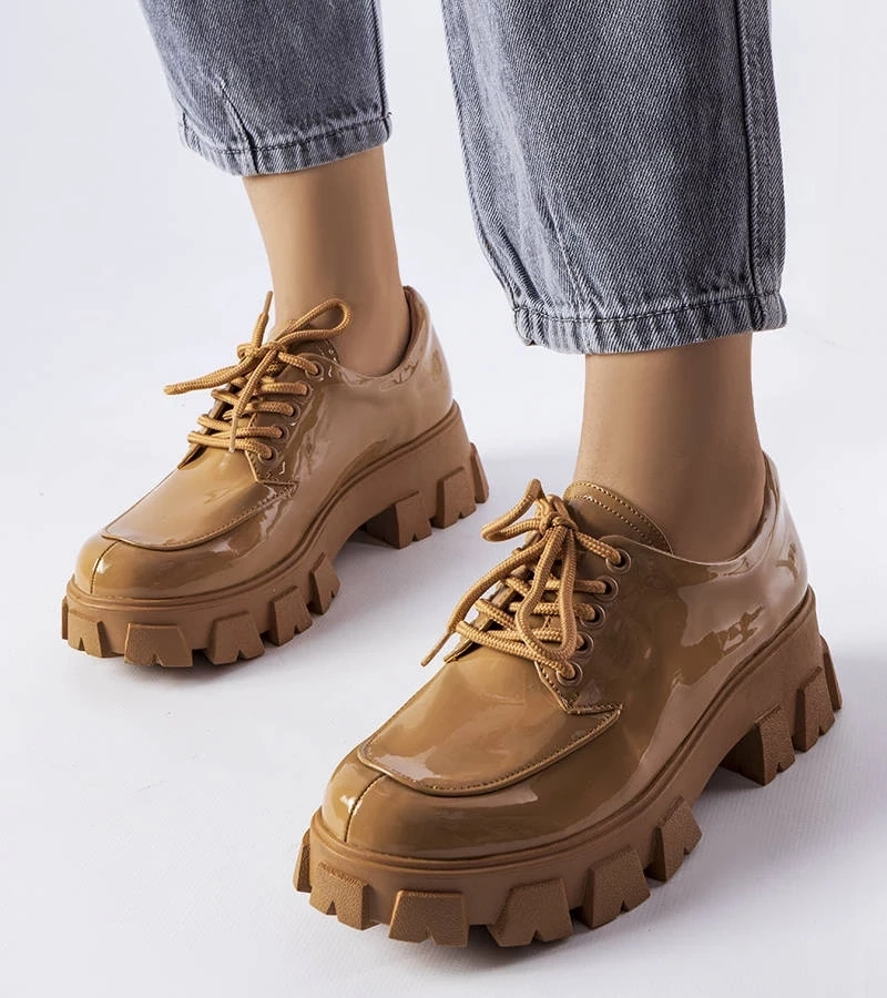 Gemre Pantofi Beccadelli lăcuiți maro