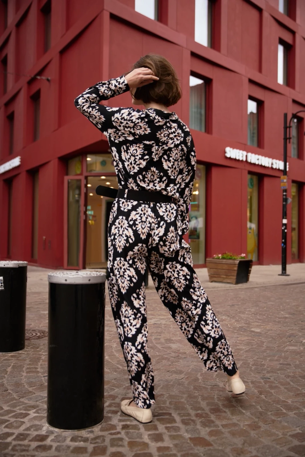 Marisse Viscose Trousers With A Belt, Black
