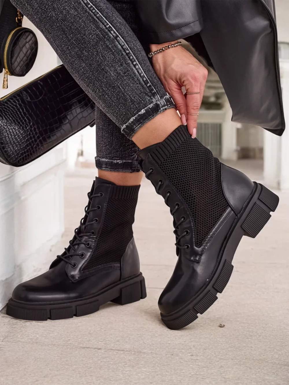 Resti Openwork Women&#039;s flat ankle boots Rowic