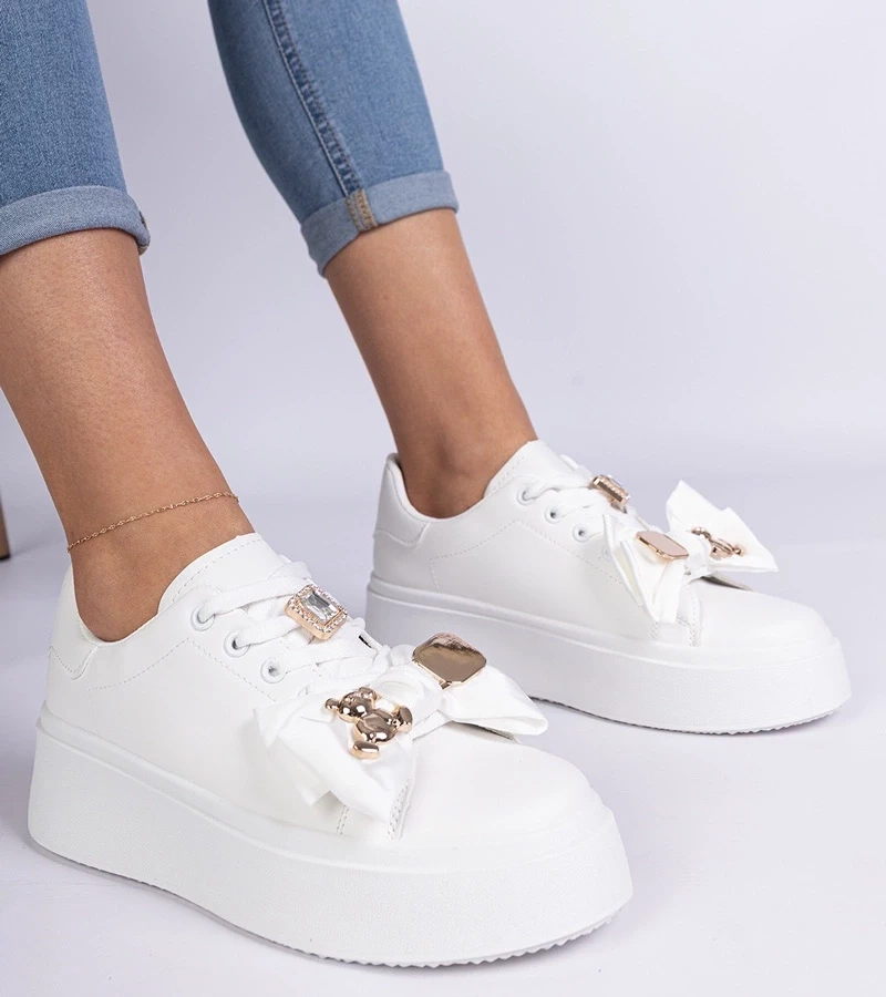 marka niezdefiniowana White women's sneakers decorated with a teddy bear Milonel