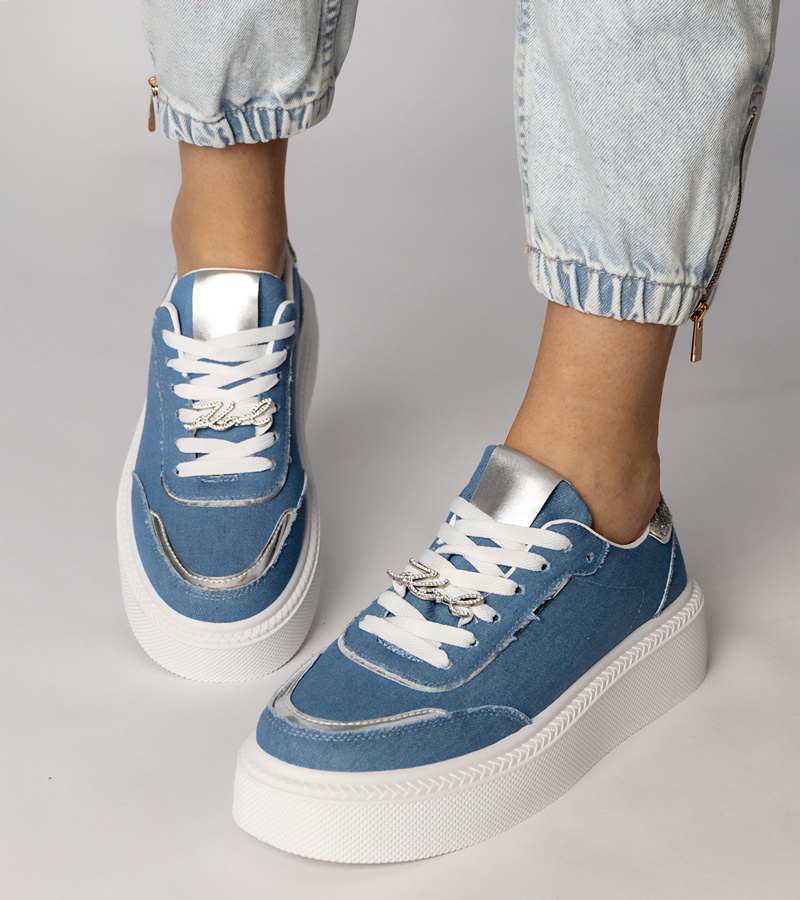 marka niezdefiniowana Beige ballerinas with studs and buckle Salos