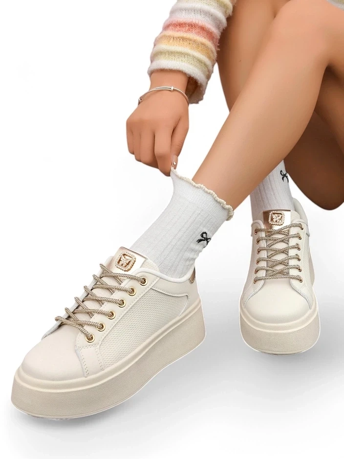 Resti Women's sporty sneakers with decorative laces Eone