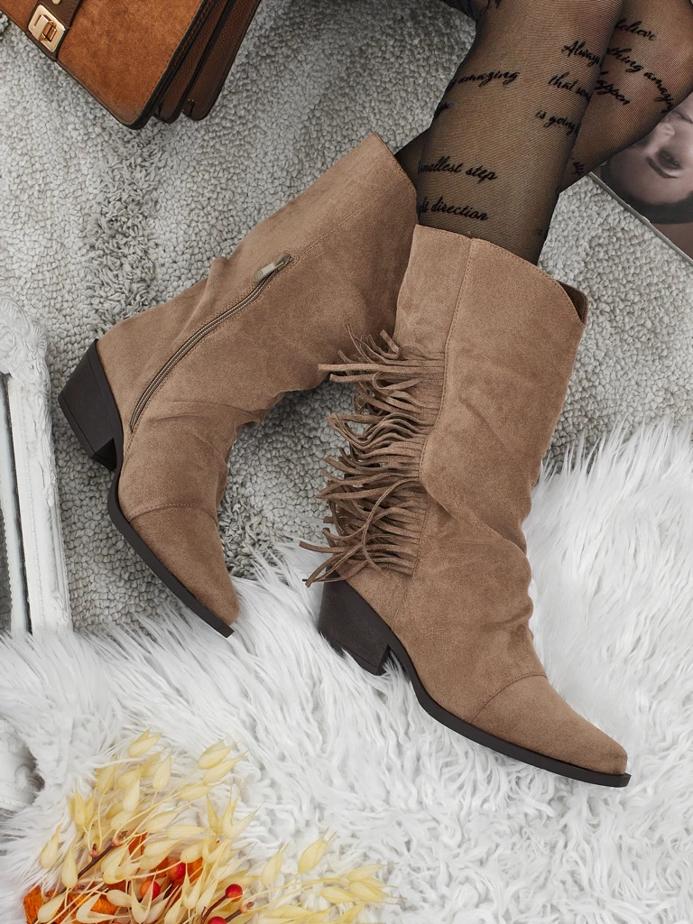 Дамски боти на ток Selva