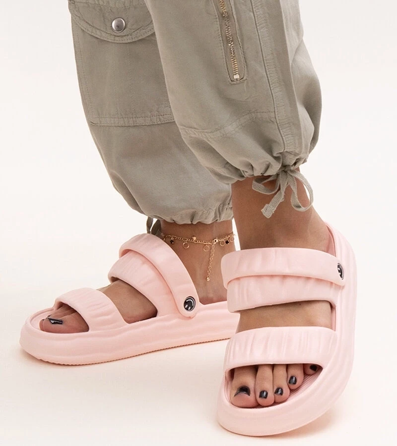 D/CEO Black sandals on a block heel Millo