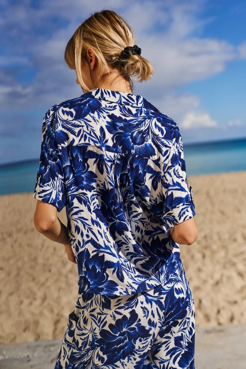 Marisse Blue Shirt With A Plant Motif
