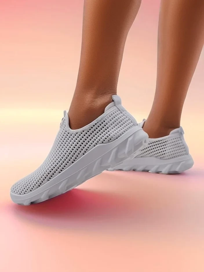 Resti Women&#039;s Slip-On Fabric Sports Shoes Erra