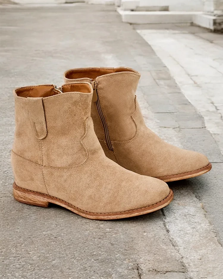 Resti Western-style boots on a covered wedge Patorias