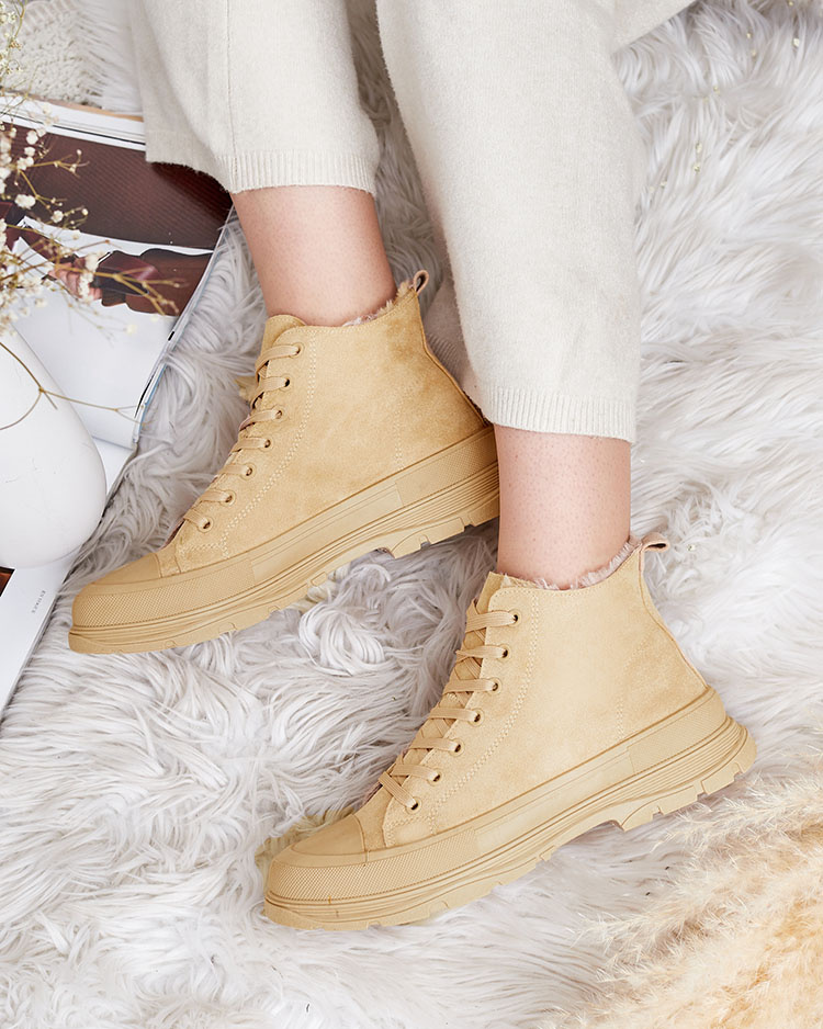 Resti Women's insulated sport shoes a'la sneakers Benvilo