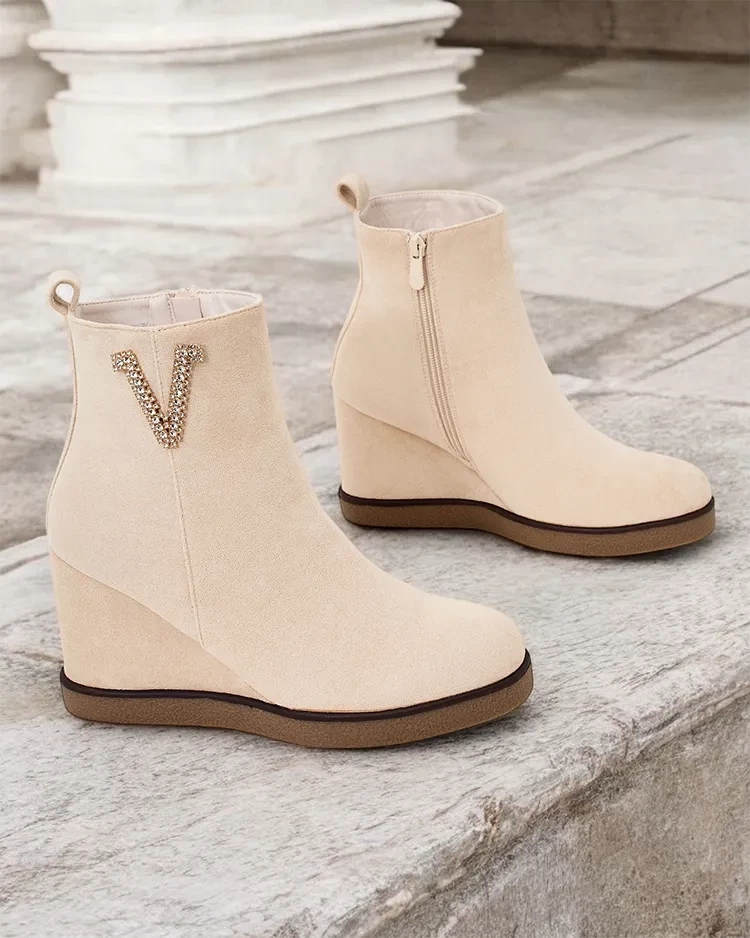 Resti Nerias women's boots on heels