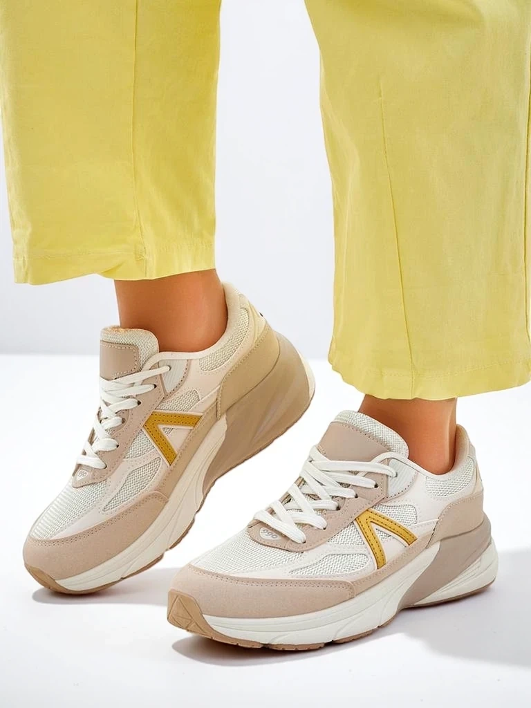 Resti Sports sneakers for women with thicker soles Moderax