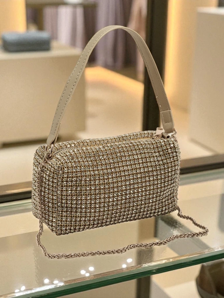 Listová kabelka s kubickými zirkónmi