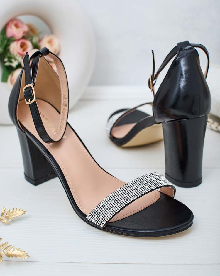 Resti Women's sandals with zircons Cemilces