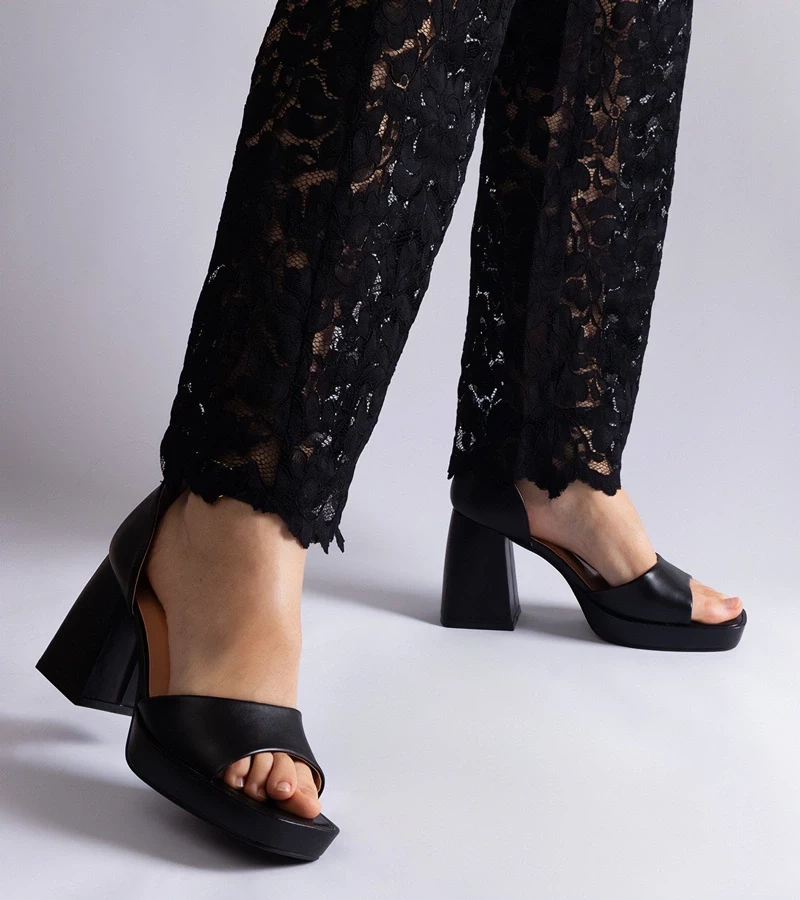 Gemre Sandale negre cu toc masiv Isolina