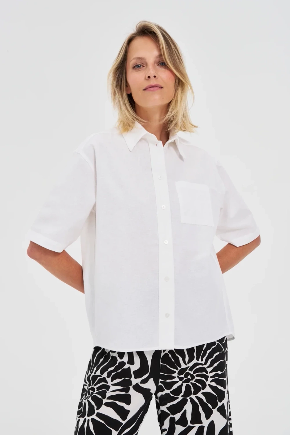 Marisse White Short-Sleeved Collared Shirt