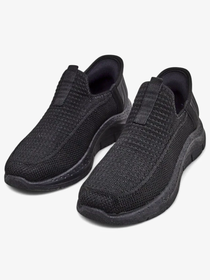 Resti Women's Slip-On Fabric Sports Shoes Secat