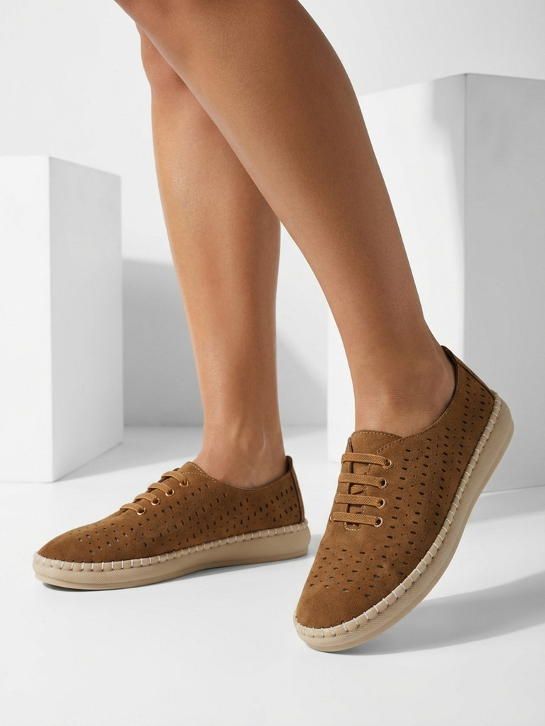 Dámske slip-on topánky Resti Eddier