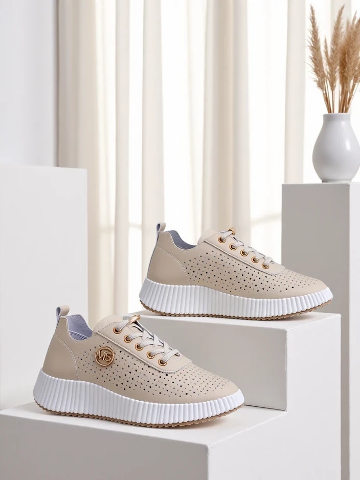 Resti Women's sporty lace-up sneakers Jovenes