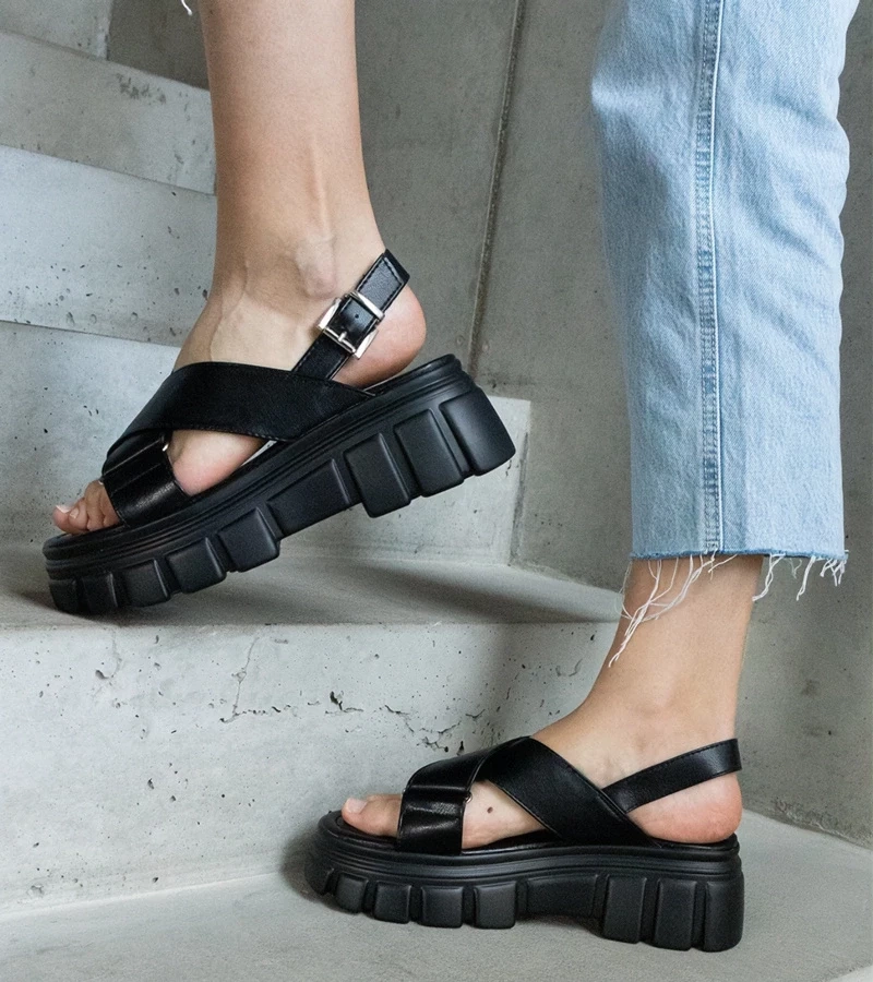 D/CEO Yellow sandals Dolores