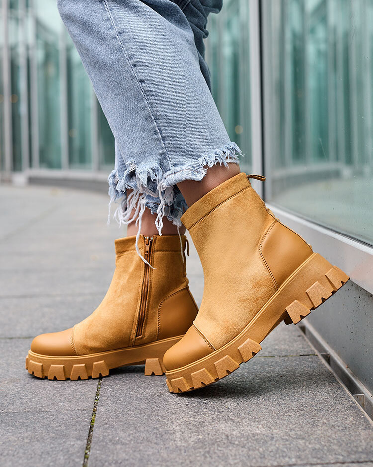 Resti Women&#039;s flat heeled boots in camel Leffoi