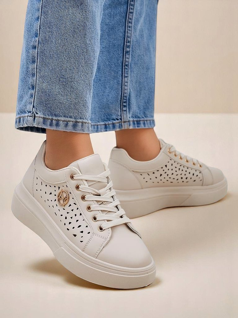Resti Women's lace-up sporty sneakers Leopess