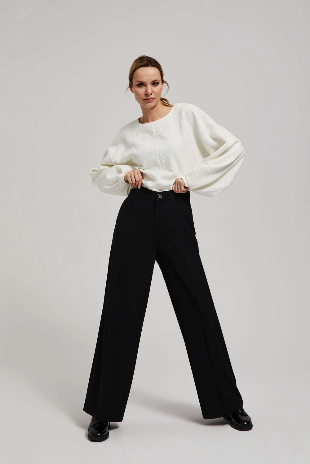 Marisse Black Wide-Leg Trousers With Pockets And Creases