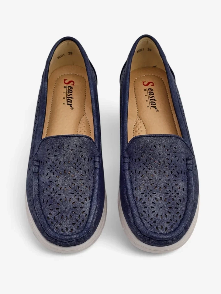 Resti Women's perforated moccasins Besset