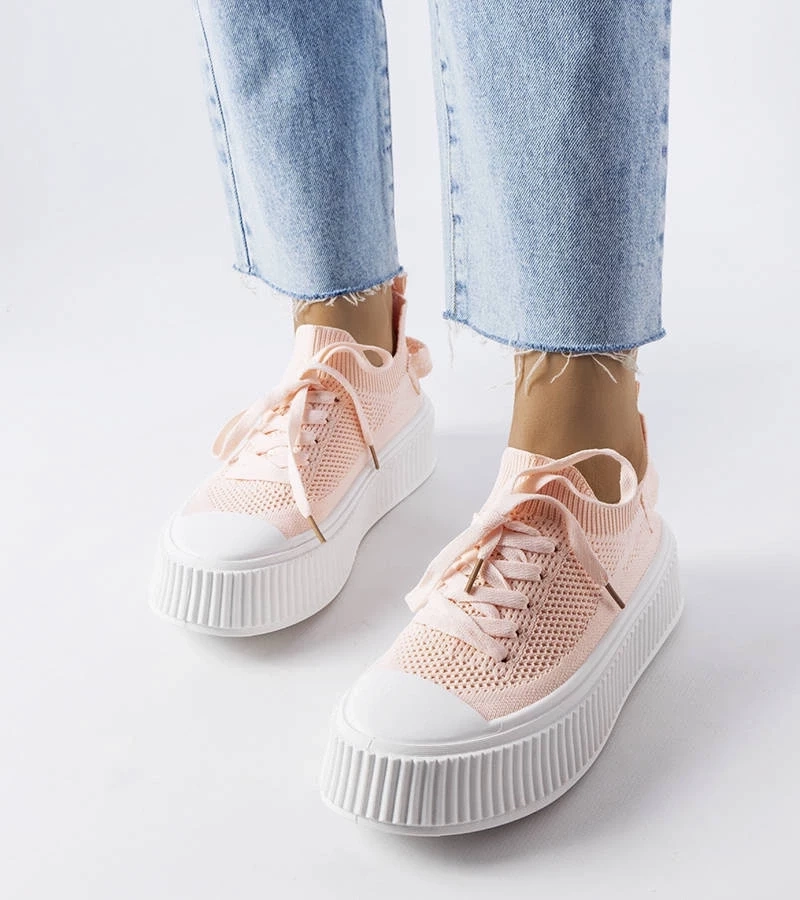 D/CEO Black trainers Beat