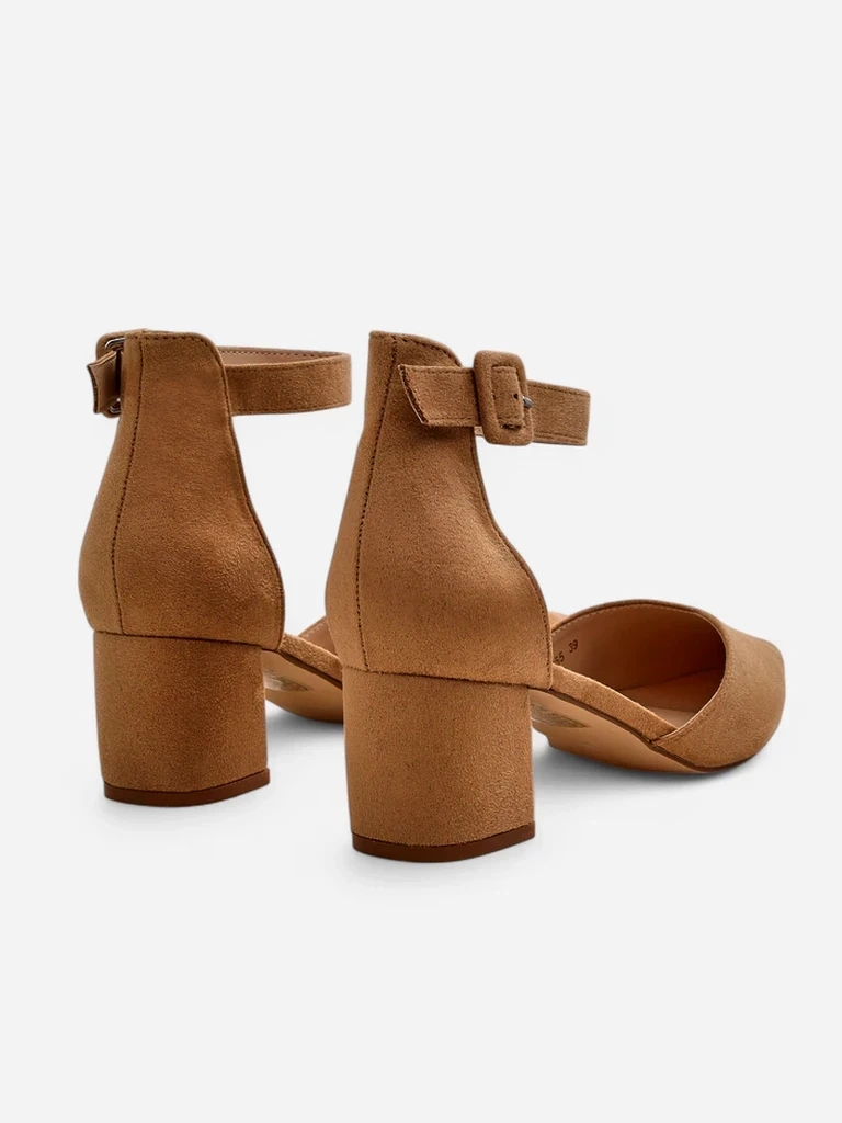 Resti Women&#039;s low-heeled pumps Celle