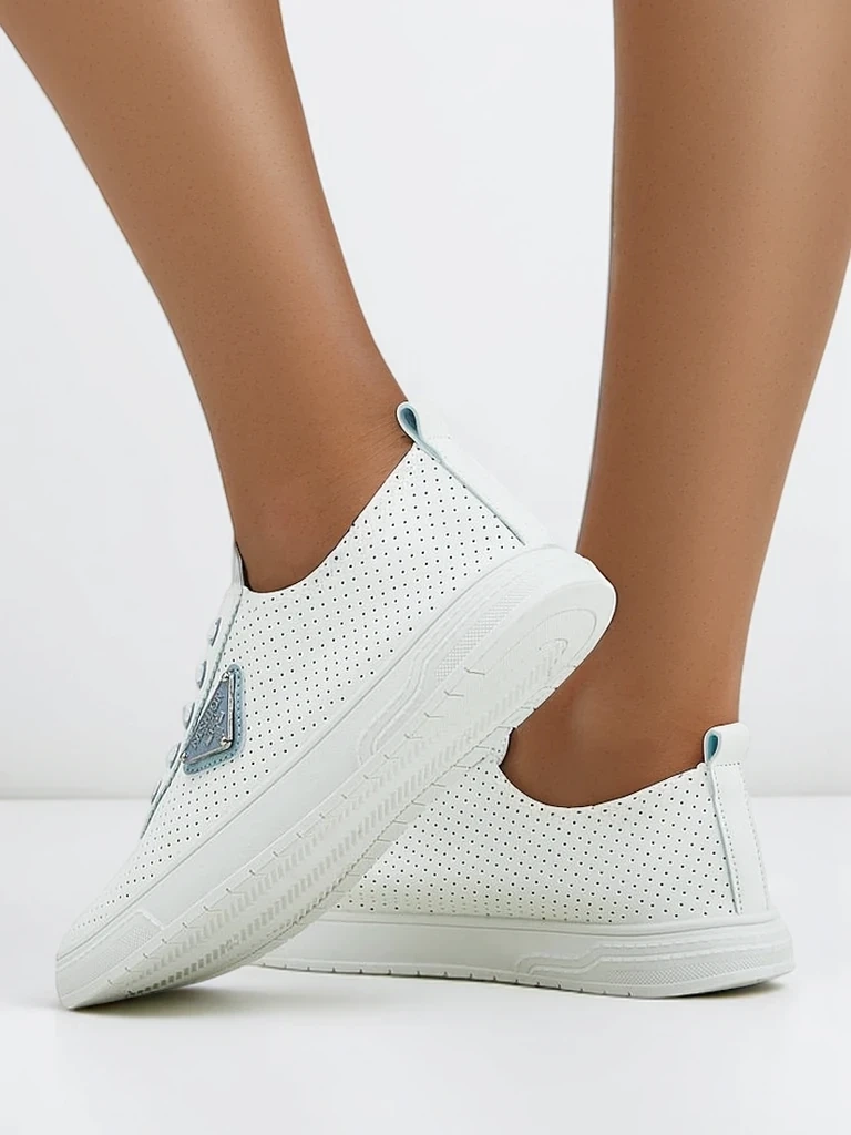 Resti Lace-up women's sporty shoes with a print Fennie