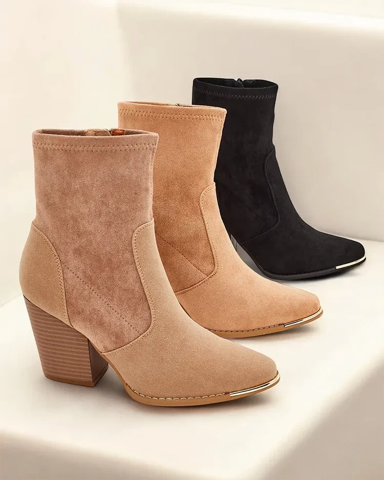 Resti Eko-suede women&#039;s ankle boots on a post Gris