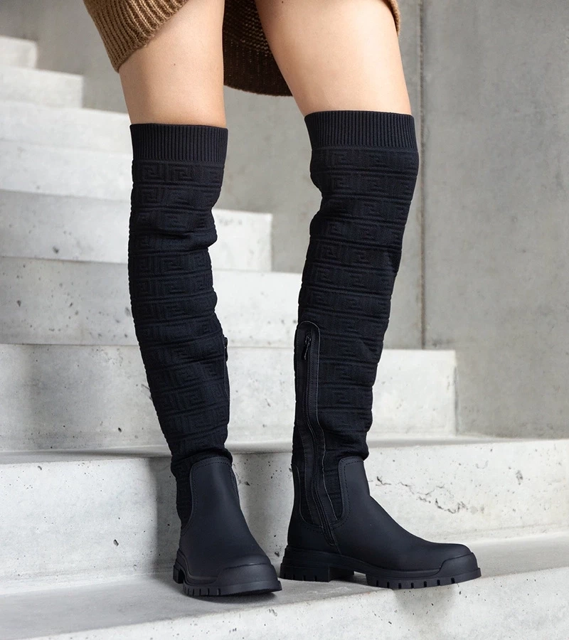 Gemre Cizme negre din material cu finisaj mat Scarlett