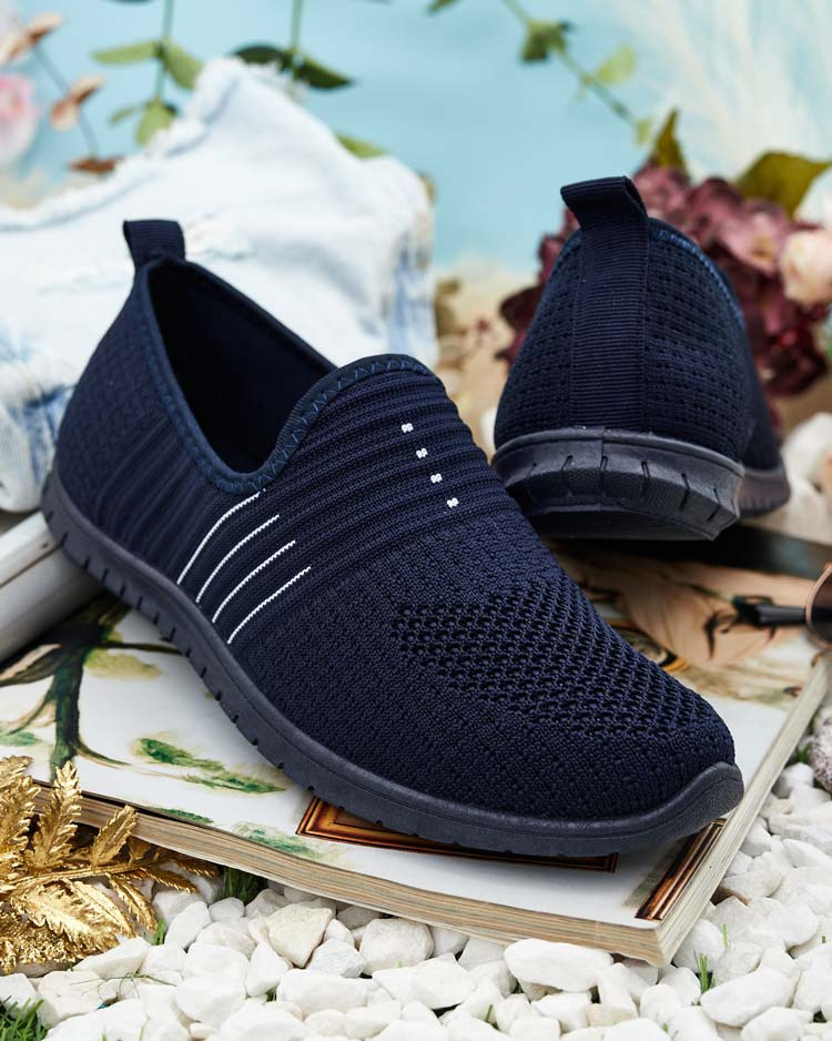 Resti Women&#039;s Sefella Half Shoes