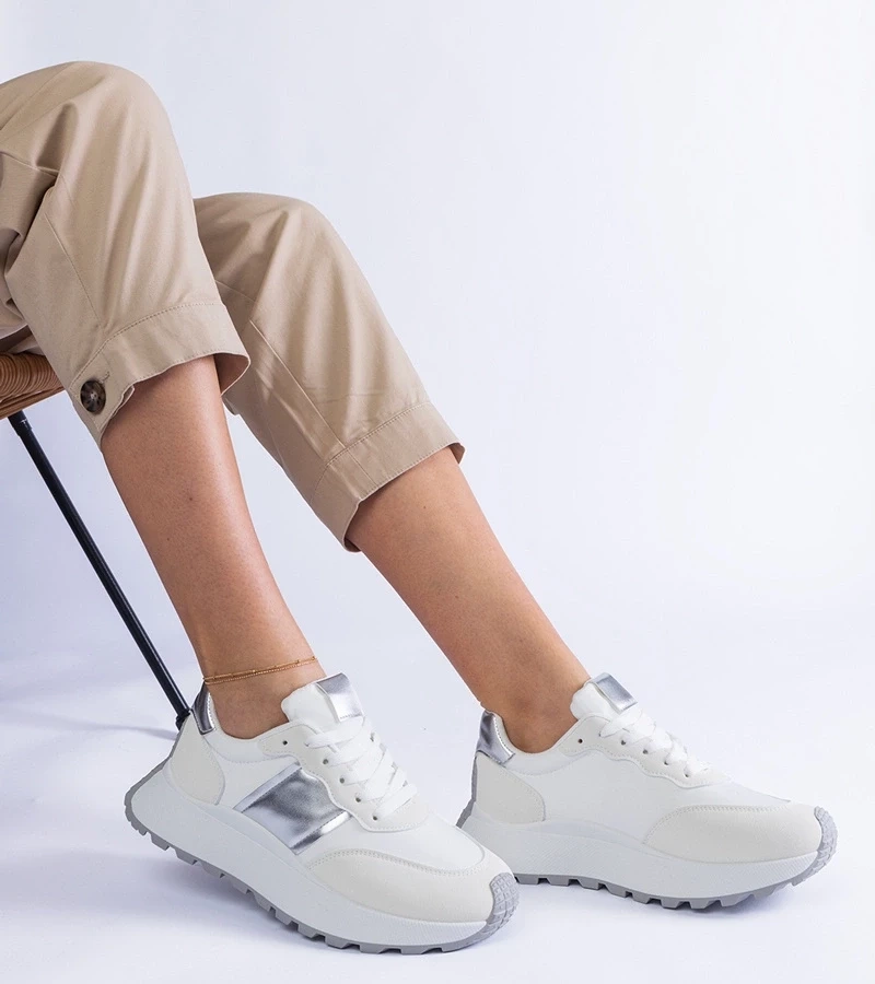 D/CEO White trainers Justar