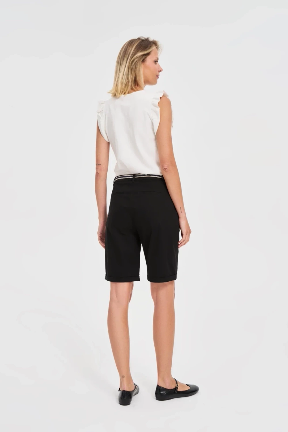 Marisse Cotton Shorts With A Belt, Black
