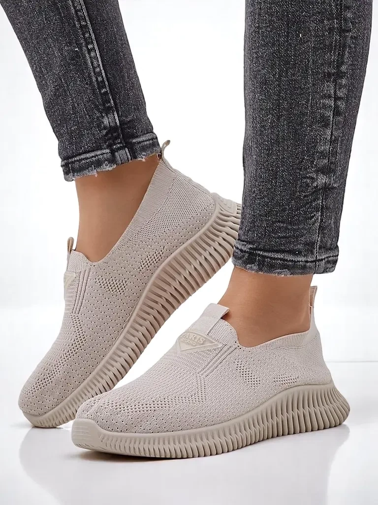 Resti Women's Slip-On Fabric Sports Shoes Serra