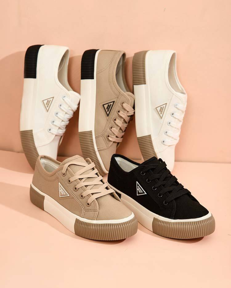 Resti Women's Alamma Sneakers