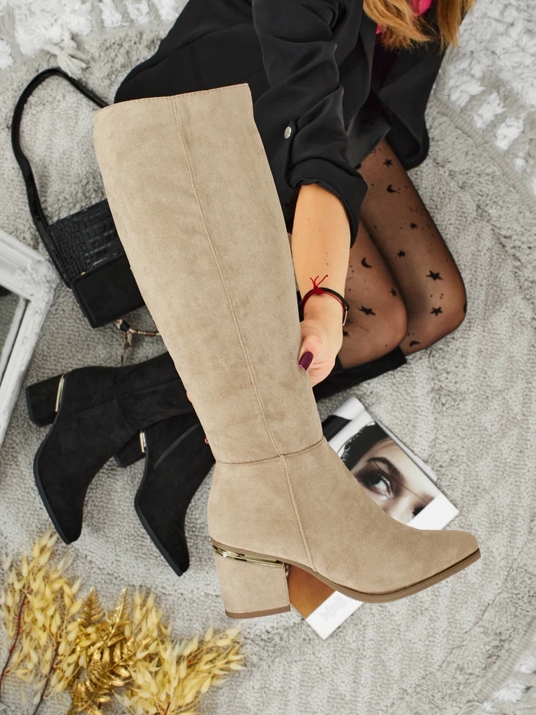 Dámske čižmy z eko-semišu na blokovom podpätku