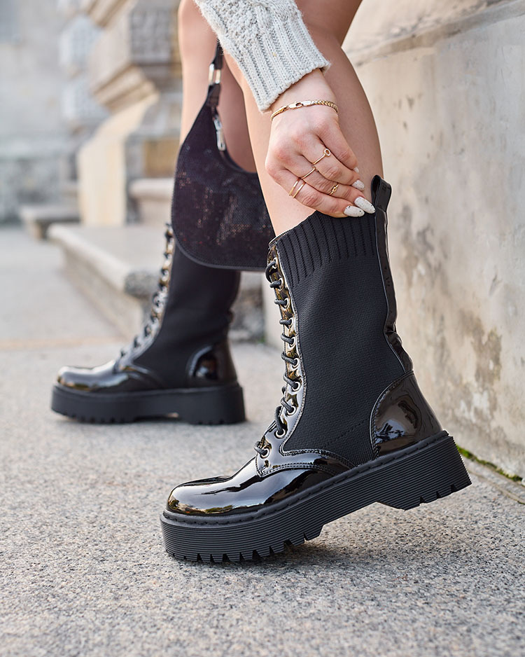 Resti Black baggers with elastic insert Kukizo- Footwear