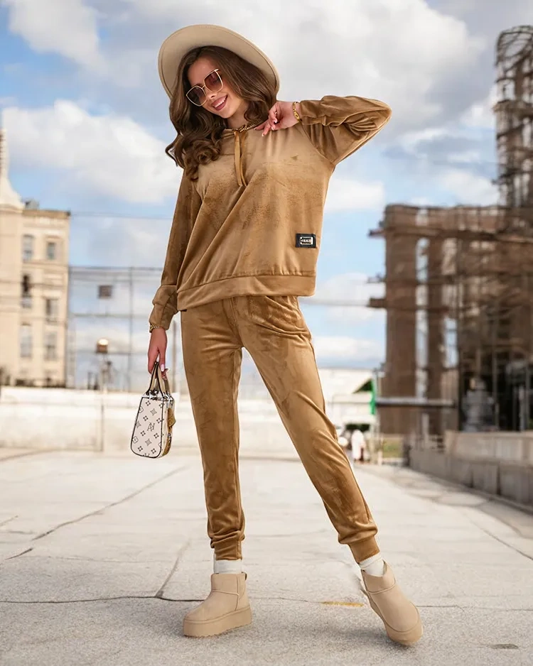 Resti Women's set a'la velour