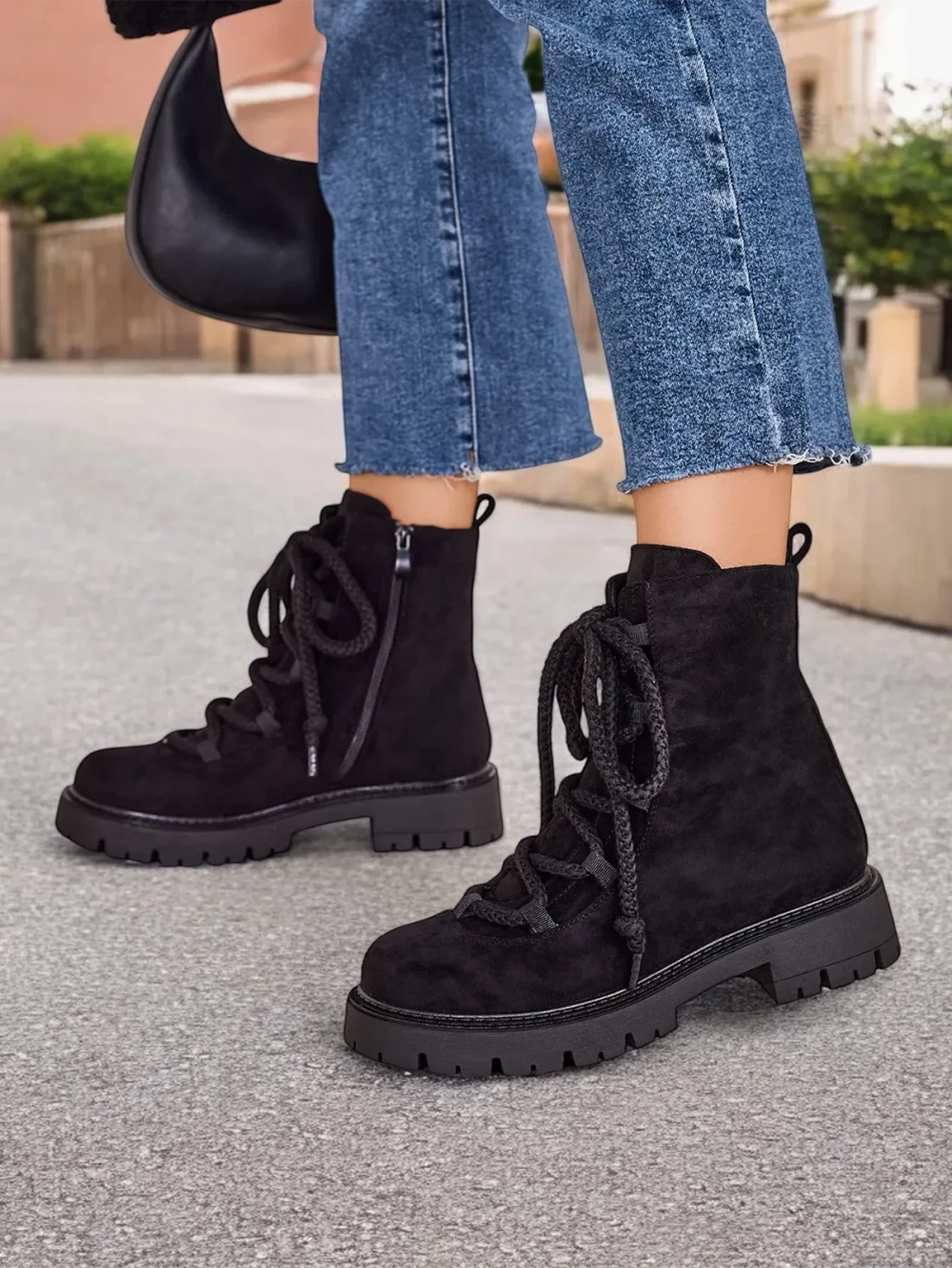 Resti Women&#039;s lace-up boots Vemioz