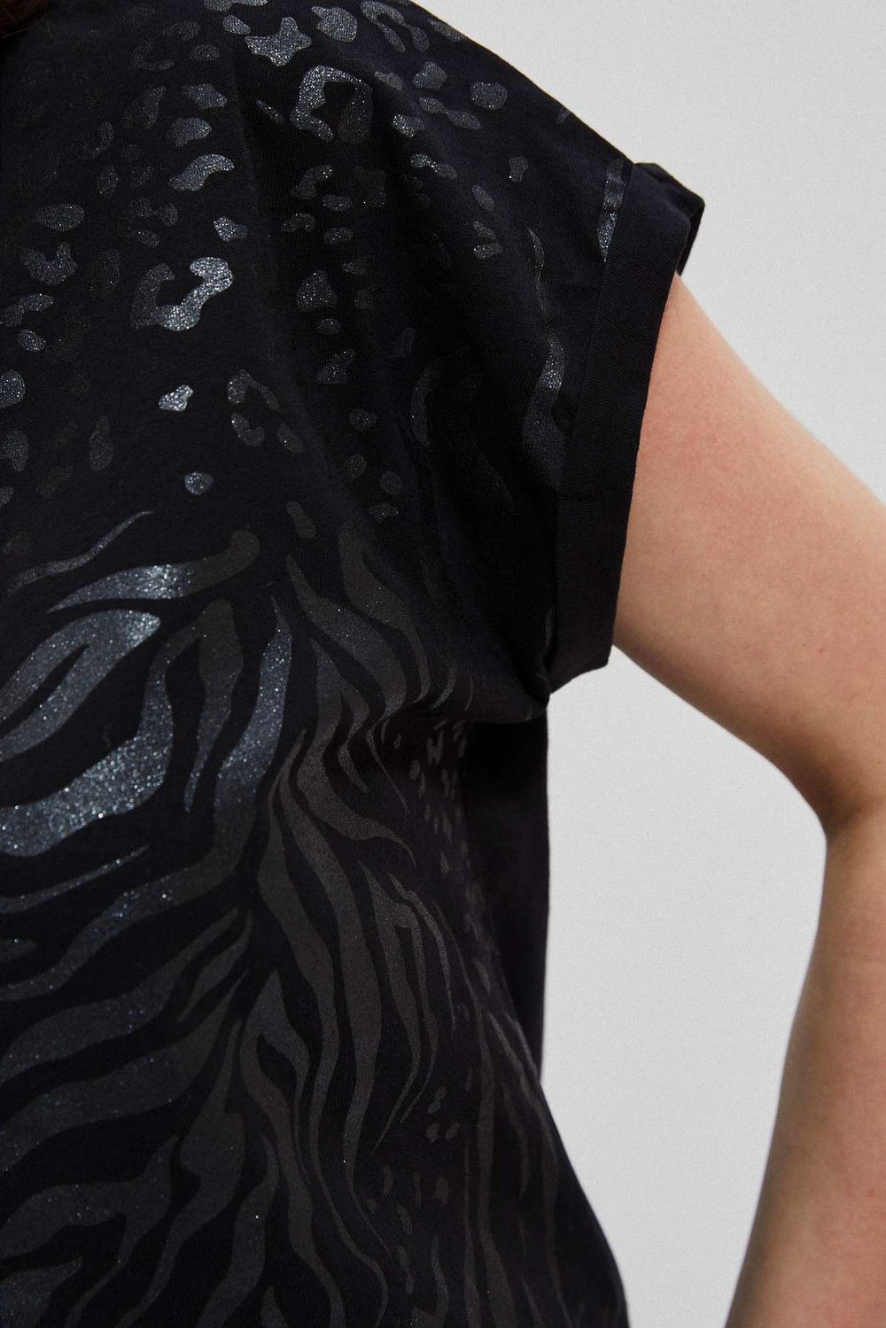 Cotton blouse with decorative print