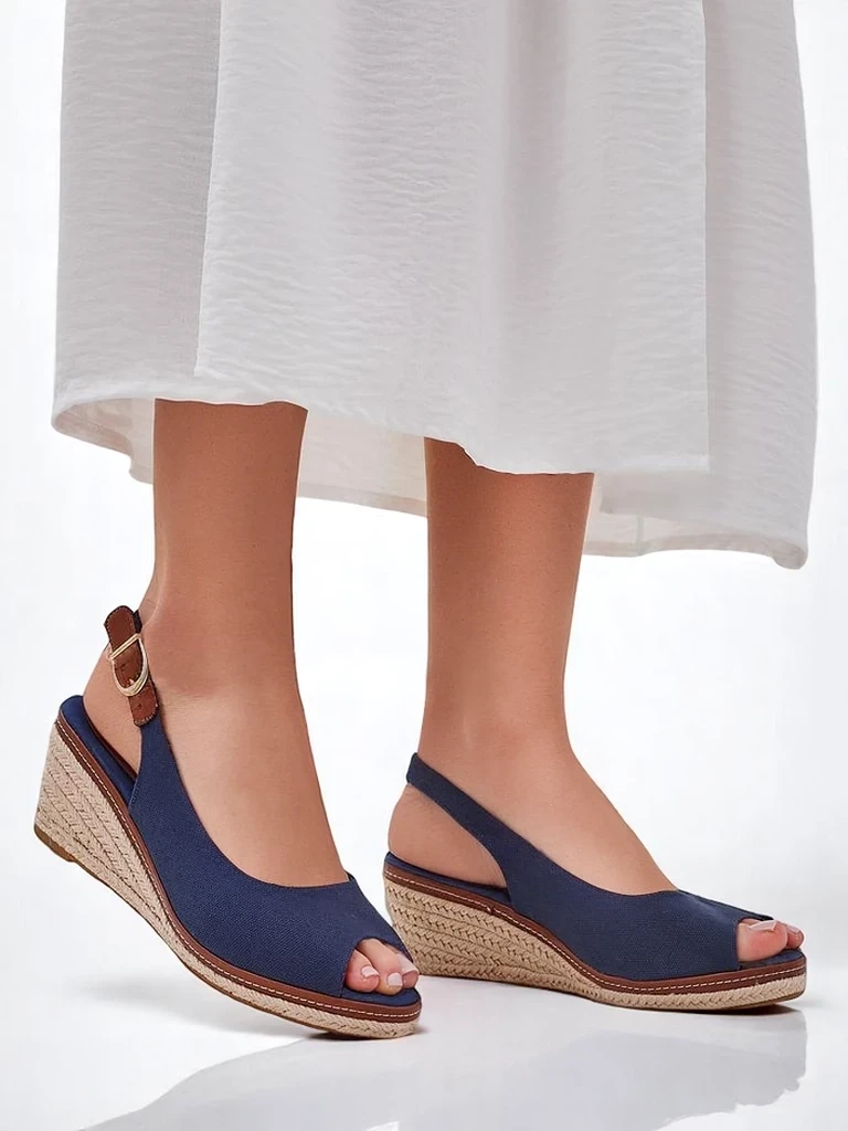 Resti Women&#039;s wedge sandals with open toe Tafenis
