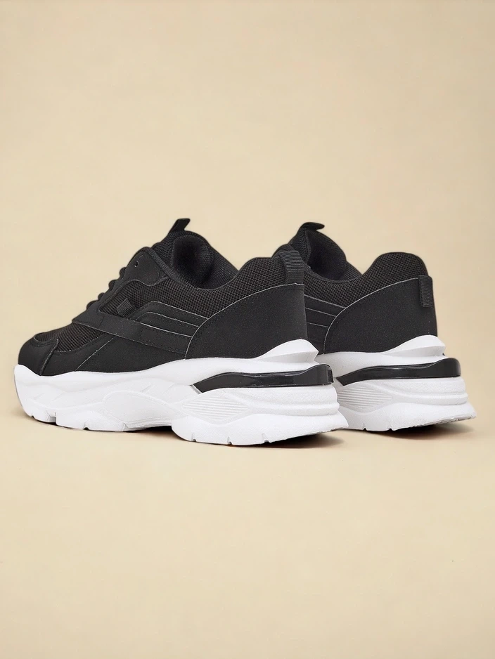 Resti Women&#039;s sports sneakers on a platform Gerovis