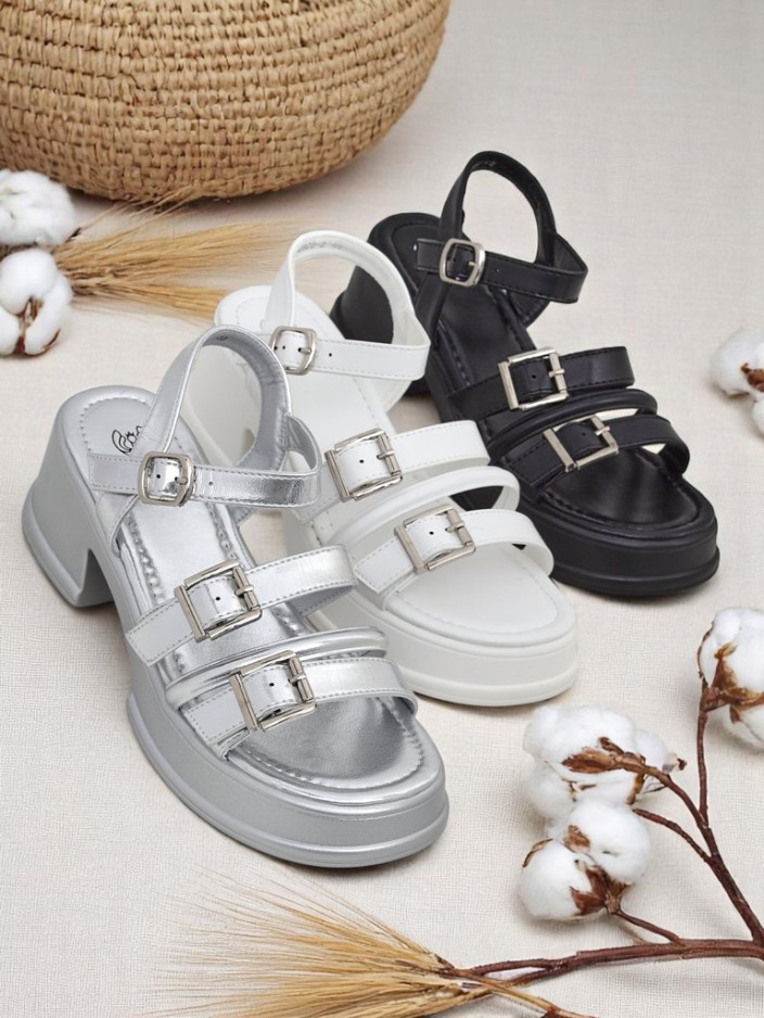 Resti Royal Fashion Women's Low Block Heel Sandals Otteze